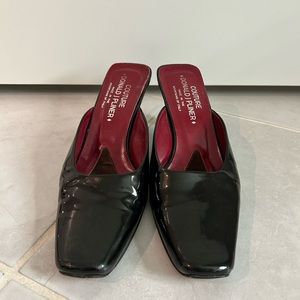 Donald Pliner Patent Heels Size 7